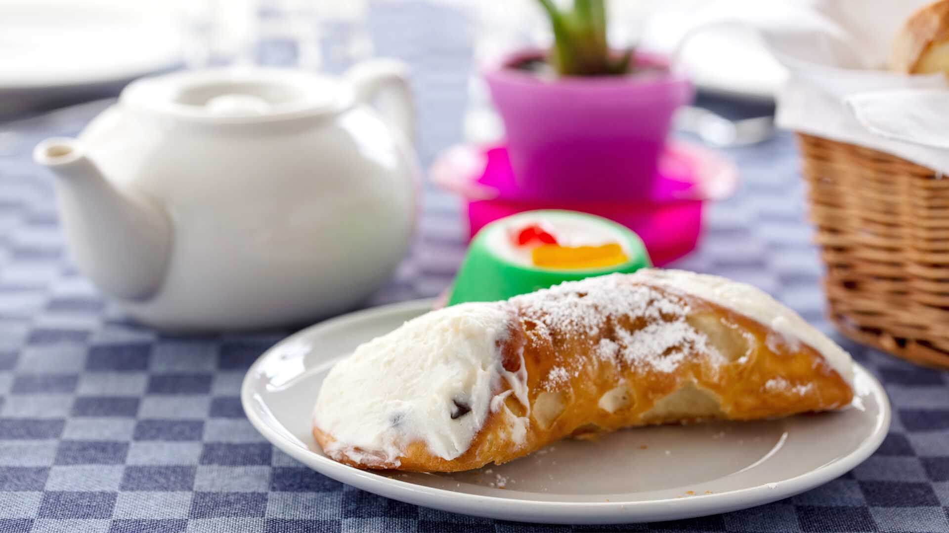 Taormina Cannolo Siciliano
